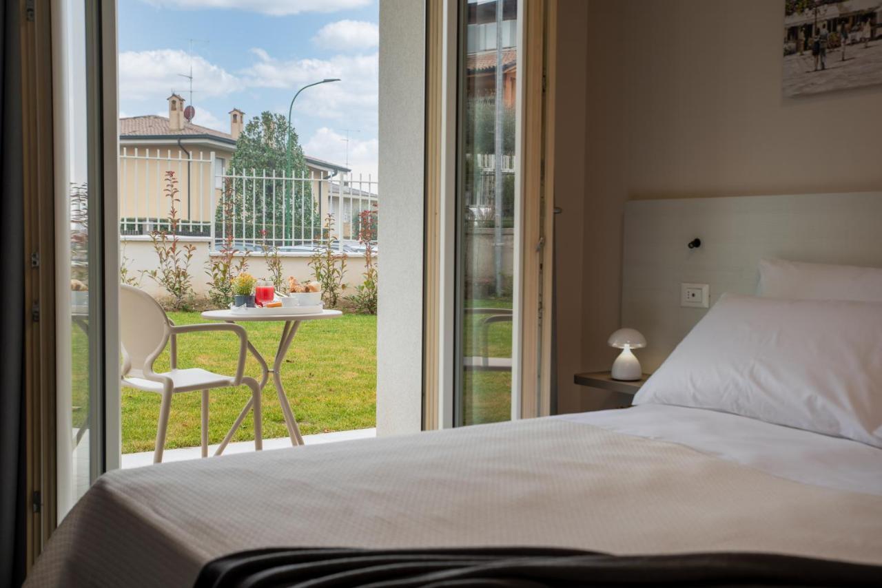 Ranalli Palace * Peschiera del Garda